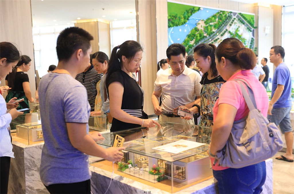 建業(yè)公園里工程案例